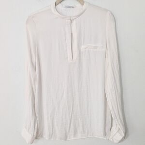 Equipment Keyhole Neck Front Pocket Blouse Long Sleeve Satin White Medium M
